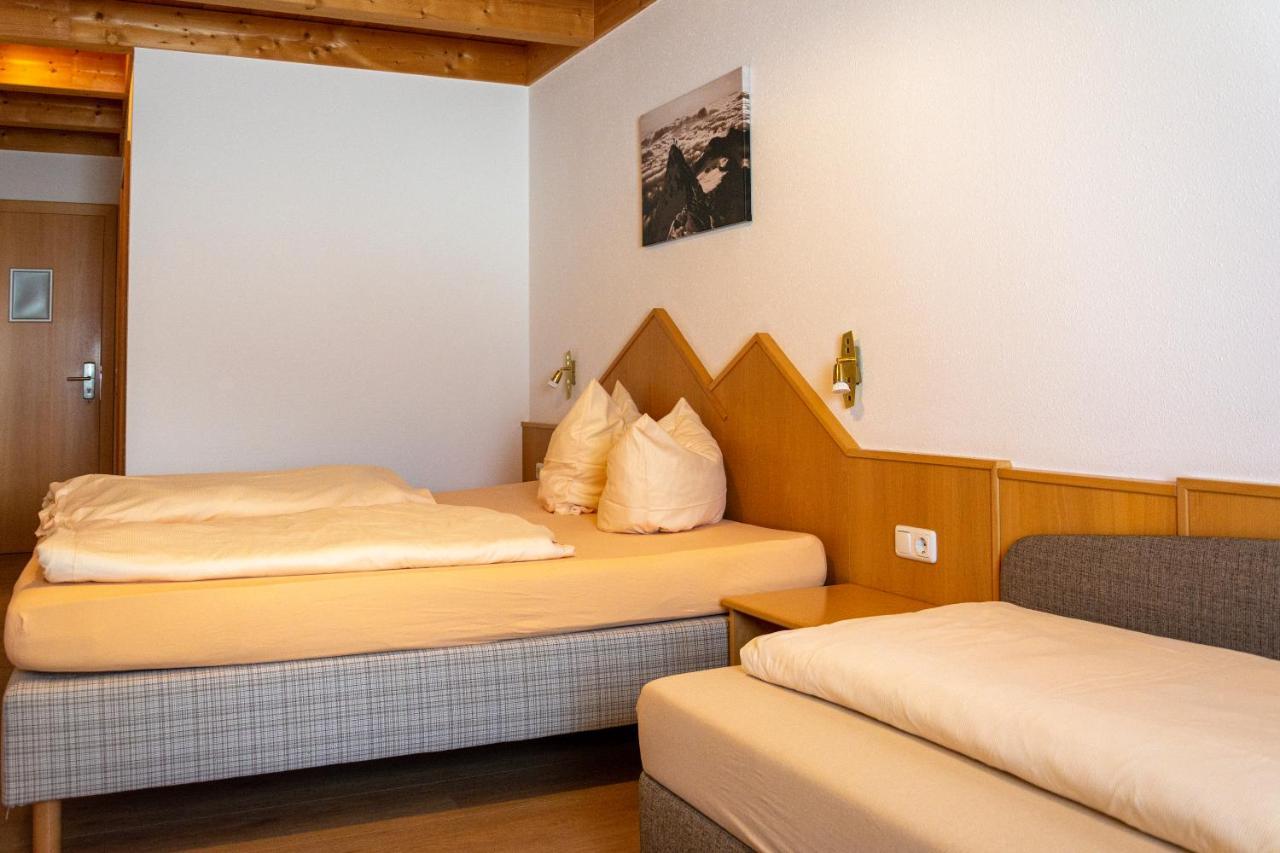 Dreibettzimmer